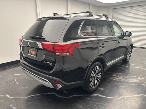 2019 Mitsubishi Outlander SEL