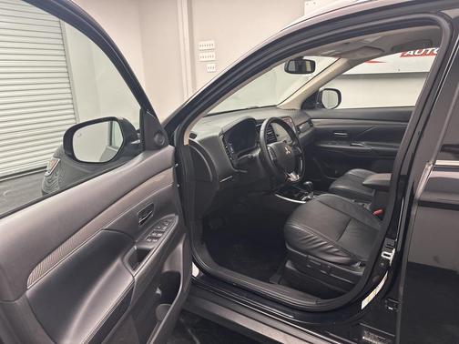 2019 Mitsubishi Outlander SEL