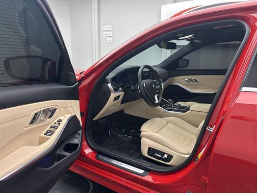 2021 BMW 330 xDrive