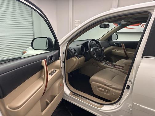 2011 Toyota Highlander Limited