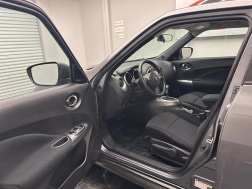 2015 Nissan Juke S
