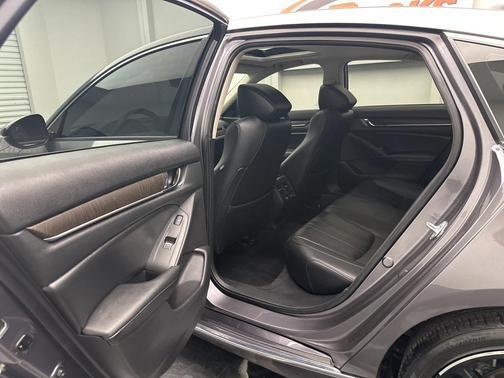 2021 Honda Accord Hybrid Touring