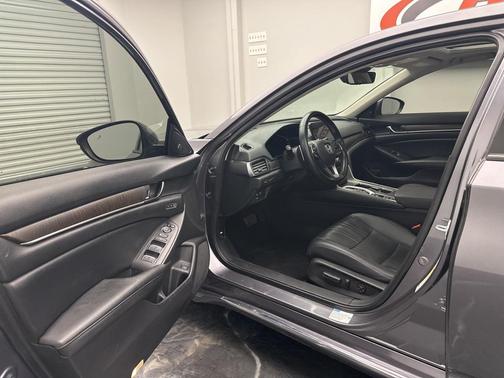 2021 Honda Accord Hybrid Touring