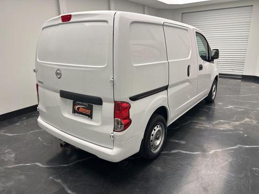 2021 Nissan NV200 S