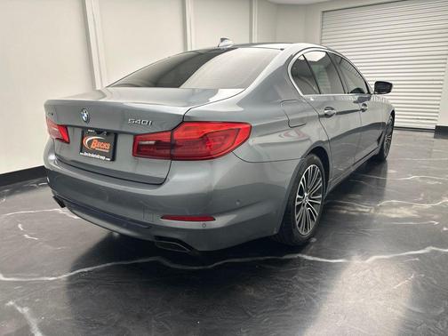 Bluestone Metallic 2019 BMW 540 xDrive