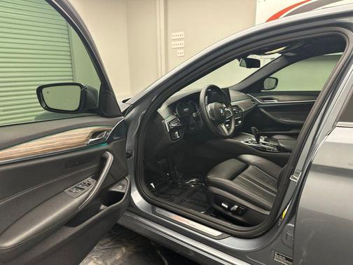 Bluestone Metallic 2019 BMW 540 xDrive