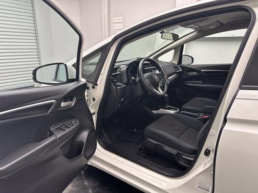 White 2016 Honda Fit LX
