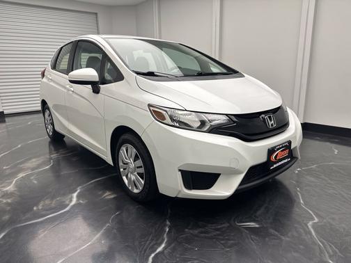 White 2016 Honda Fit LX