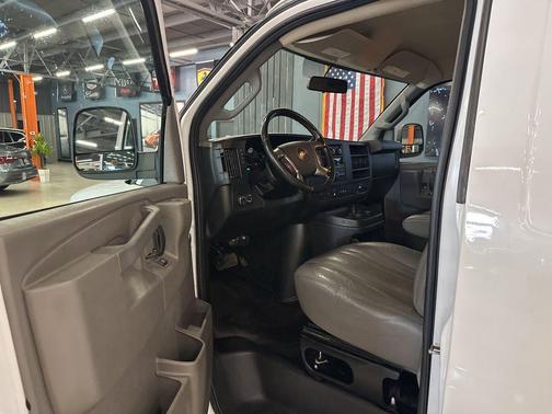 2018 Chevrolet Express 2500 Work Van