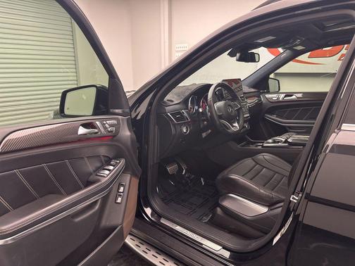 2017 Mercedes-Benz AMG GLS 63 4MATIC