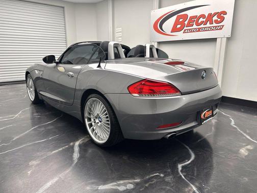 Space Gray Metallic 2013 BMW Z4 sDrive35i