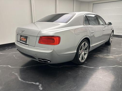 2015 Bentley Flying Spur Base