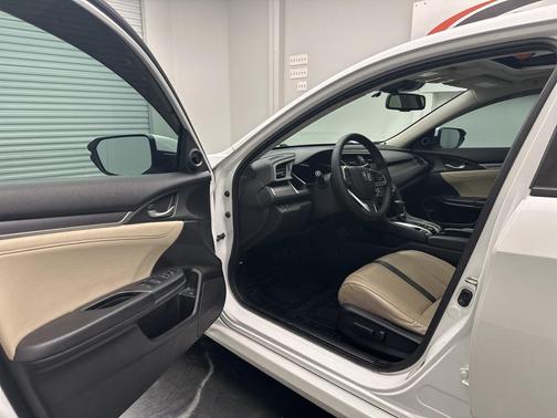 2016 Honda Civic Touring