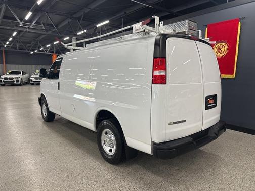 2021 Chevrolet Express 2500 RWD 2500 Regular Wheelbase WT