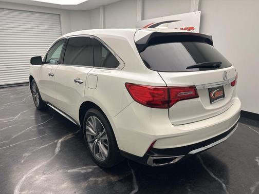 2017 Acura MDX 3.5L w/Technology & Entertainment Pkgs