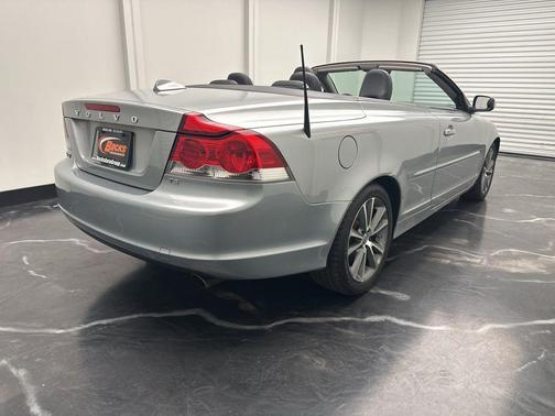 Silver 2010 Volvo C70 T5