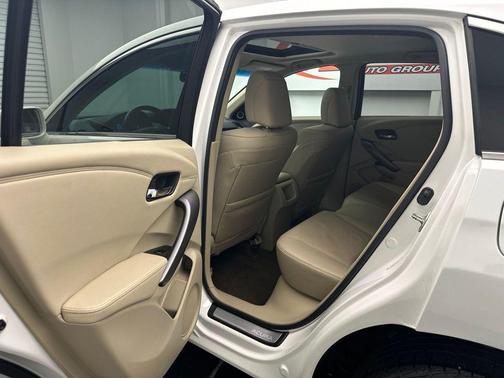White 2013 Acura RDX Technology
