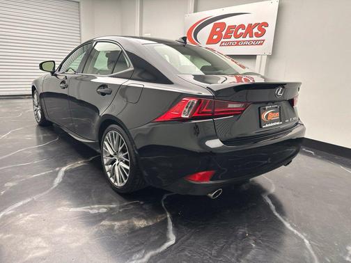 Obsidian 2016 Lexus IS 300 Base