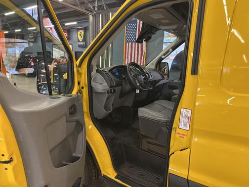 2019 Ford Transit-250 Base