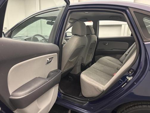 2010 Hyundai ELANTRA Blue