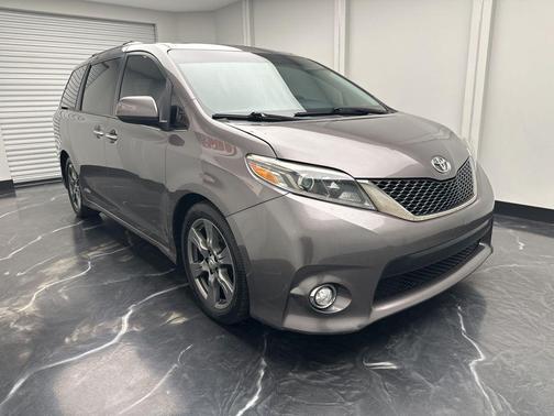 2017 Toyota Sienna SE Premium