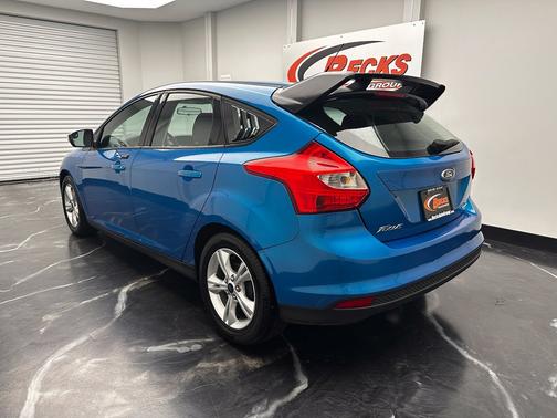 Blue Candy 2013 Ford Focus SE