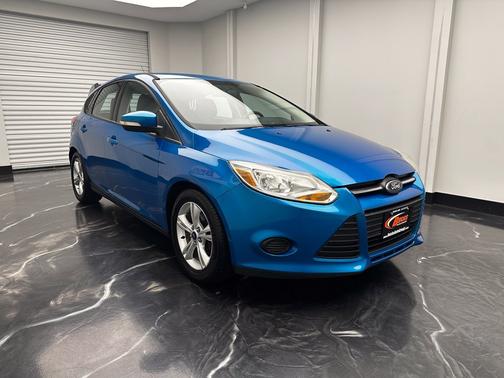 Blue Candy 2013 Ford Focus SE