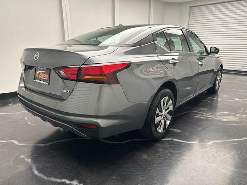 Gun Metallic 2019 Nissan Altima 2.5 S