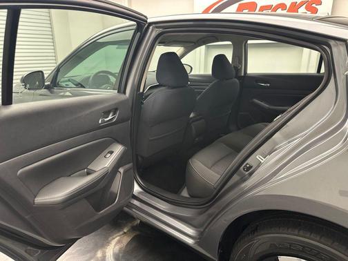 Gun Metallic 2019 Nissan Altima 2.5 S