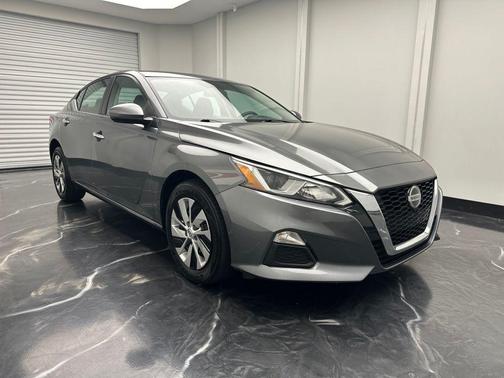 Gun Metallic 2019 Nissan Altima 2.5 S