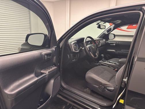 Black 2016 Toyota Tacoma TRD Off Road