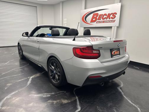 Glacier Silver Metallic 2016 BMW M235 i xDrive