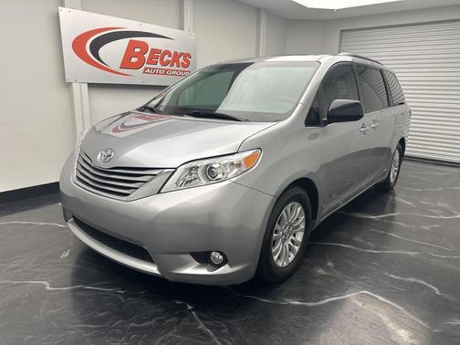 2016 Toyota Sienna XLE