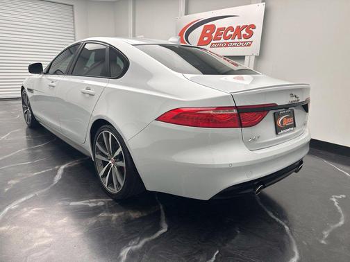 Polaris White 2016 Jaguar XF S