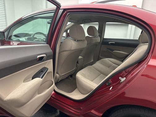 Tango Red Pearl 2011 Honda Civic LX