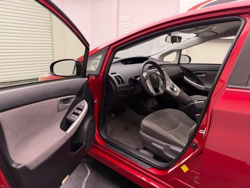 Barcelona Red Metallic 2015 Toyota Prius Three