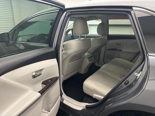 2012 Toyota Venza LE