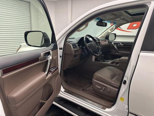 Starfire Pearl 2018 Lexus GX 460 Base