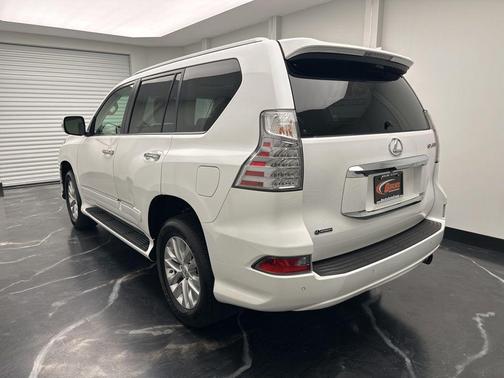 Starfire Pearl 2018 Lexus GX 460 Base
