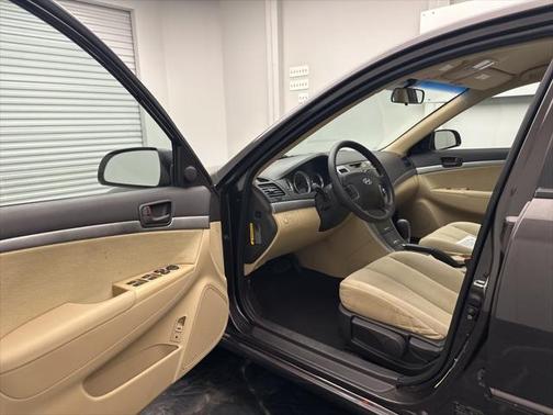 2010 Hyundai SONATA GLS