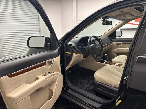Ebony Black 2009 Hyundai SANTA FE SE