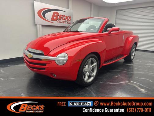 2004 Chevrolet SSR Base