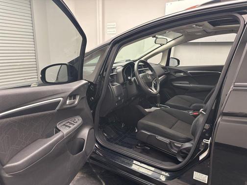 Crystal Black Pearl 2017 Honda Fit EX