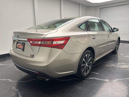 2016 Toyota Avalon XLE Premium