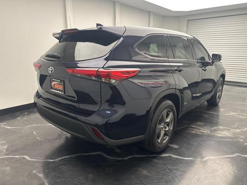 2020 Toyota Highlander L