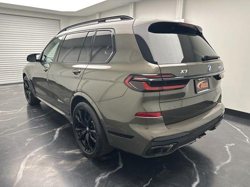 Green Metallic 2025 BMW X7 M60i