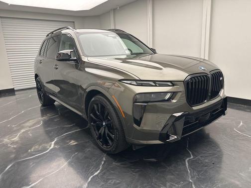 Green Metallic 2025 BMW X7 M60i
