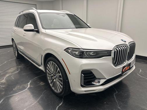 2020 BMW X7 xDrive40i