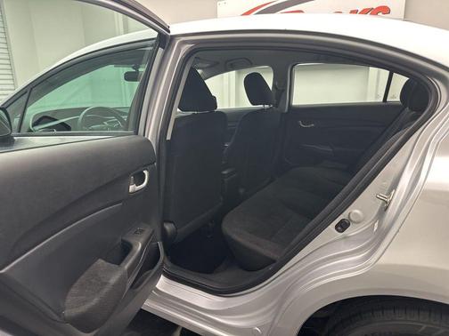 Alabaster Silver Metallic 2013 Honda Civic LX
