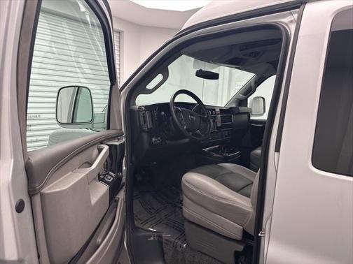 2017 GMC Savana 2500 Work Van